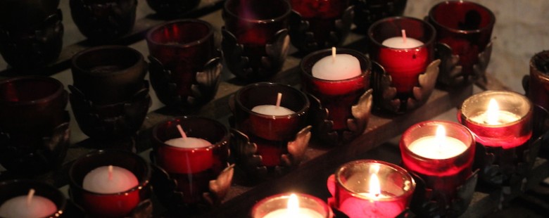 candles church