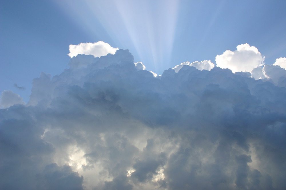 sky-414199_1280